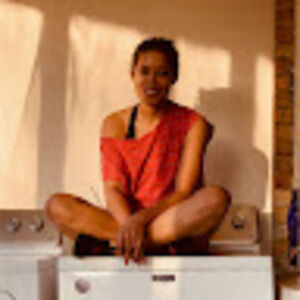 Meet your Posher, Caressa